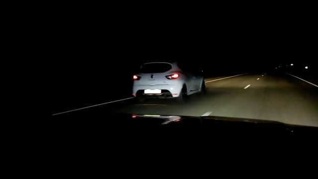 Octavia RS A5 FL(сток) Vs Renault Clio RS(сток)