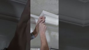 Заделка стыков потолочного плинтуса..!