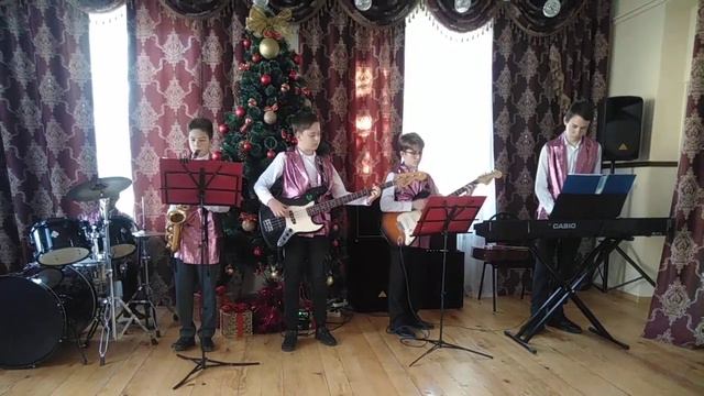 Младший эстрадный ансамбль Веселые ребята Преп Околот А В ДМШ им И Е Каптана г Белореченск смотреть онлайн