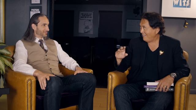 RICH VS POOR MINDSET | An Eye Opening Interview with Robert Kiyosaki & Garrett Gunderson смотреть онлайн