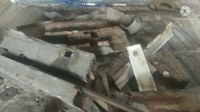 Сварочный ремонт рамы и пола грузового отсека кузова Volkswagen LT макси база. смотреть онлайн