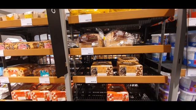 Marks & Spencer London at Sunway Velocity Mall Kuala Lumpur - fail mission to get crumpet | Vlog 22 смотреть онлайн