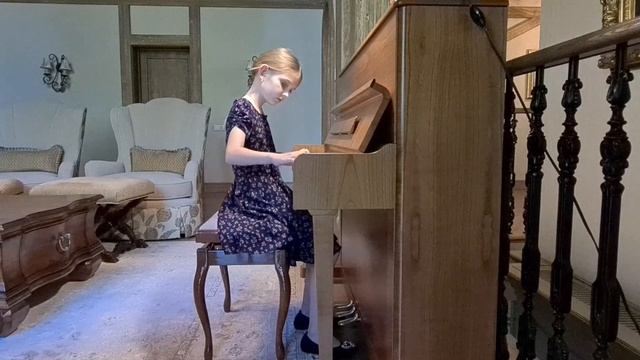 Кулагина Екатерина, 8 лет, "Золушка грустит", М.Малевич смотреть онлайн