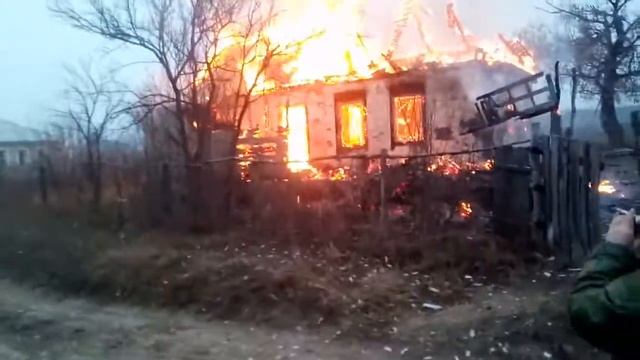 Горит дом ростовская область каменск-шахтинский район посёлок михайловка смотреть онлайн