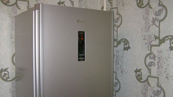 Холодильник Канди Candy CKBN 6180 DS.