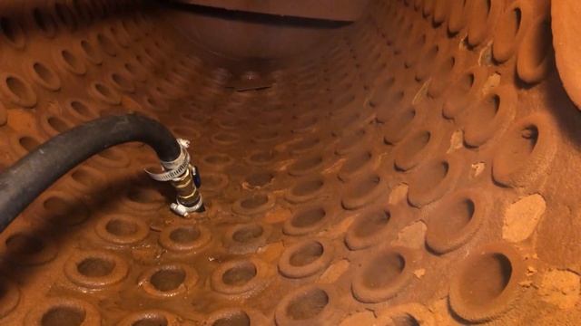 Накипь в верхнем барабане парового котла Е-1 до очистки смотреть онлайн