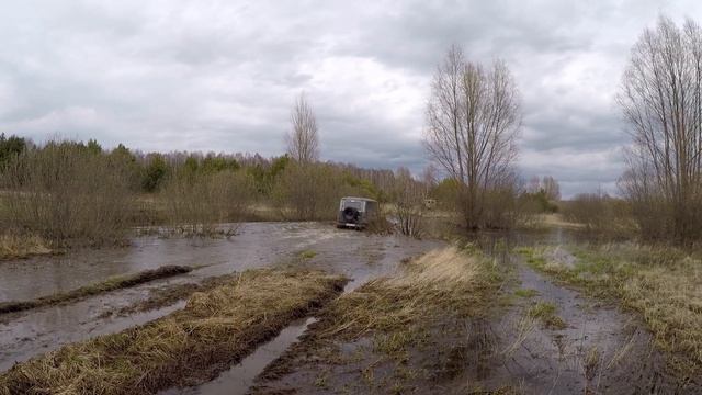 Жесткий Off Road Очень много грязи,тонут все!! смотреть онлайн