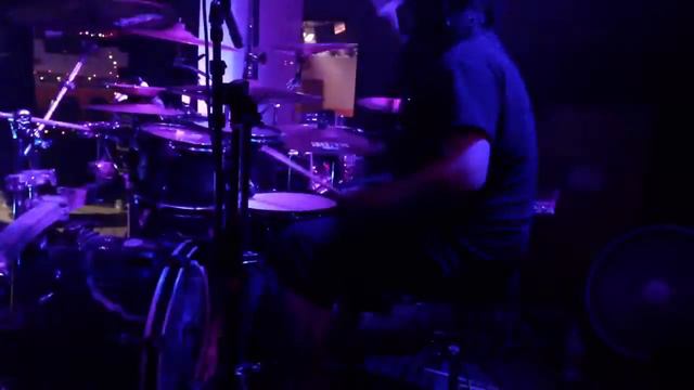 Blue Felix lost control drum view 8/9/2013 смотреть онлайн