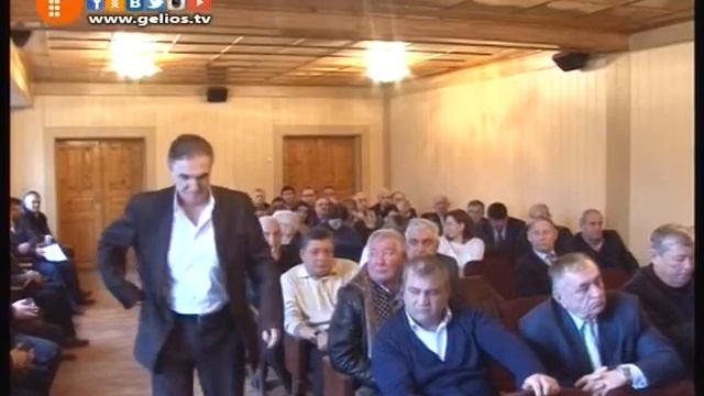 В зале городской администрации Хасавюрта прошло аппаратное совещание смотреть онлайн