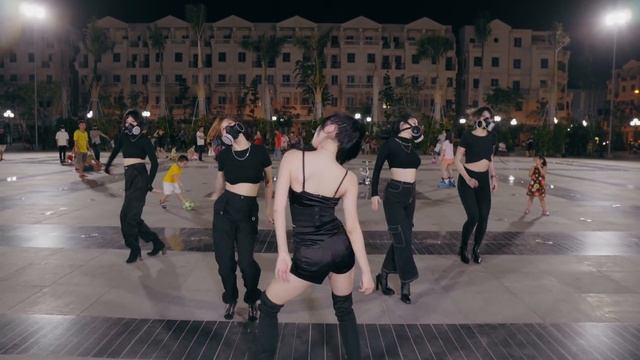 [KPOP IN PUBLIC] LILI’s FILM [The Movie] | BESTEVER Project DANCE COVER from VietNam смотреть онлайн