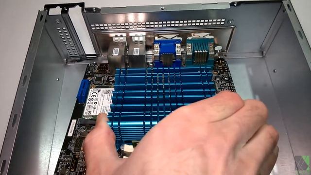 12V DC home NAS server build! budget low power Atom, fanless, cheap RGB LEDs, embedded motherboard смотреть онлайн