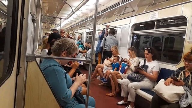 Метропоезд 81-540/541 (Метровагон 81-540) смотреть онлайн