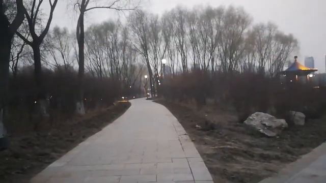 River walk. Changchun, Jilin. смотреть онлайн