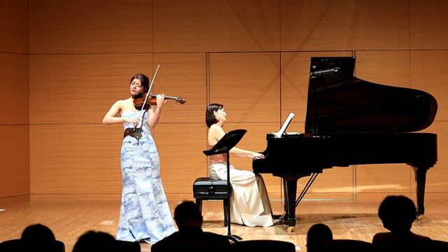 Sonate pour violon et piano / C.Debussy смотреть онлайн