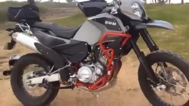 SWM 650 Superduel first ride ! смотреть онлайн
