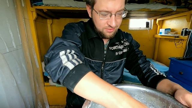 Леплю вареники на пасеке смотреть онлайн