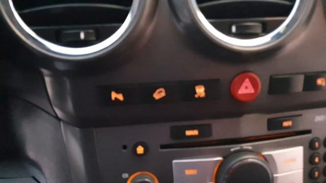 Opel Antara,GARANTIE 3 LUNI,BUY BACK,RATE FIXE,2000 Tdi,150 Cp,4x4,Navi,Pret: 5999 Euro смотреть онлайн