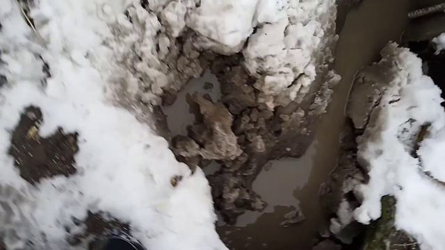 ТАИТ СНЕГ ВОТ ЧТО ПРОИСХОДИТ смотреть онлайн