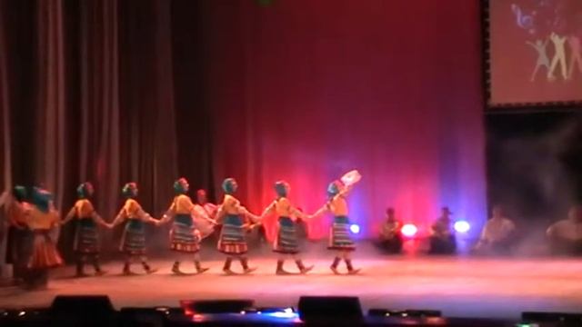 Народный ансамбль танца «Квитень» смотреть онлайн