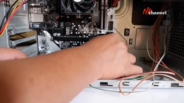 RAKIT PC KERE HORE AMD Athlon 3000G! Valorant bisa 100FPS, genshin lancar! смотреть онлайн