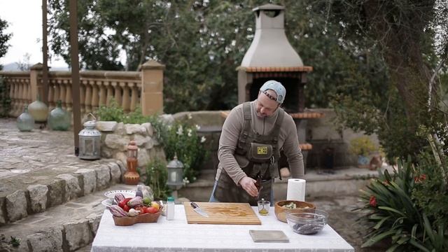 Суп из морепродуктов и эскаливада. смотреть онлайн