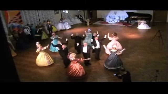 РОМАНЕСКА БАЛЬНАЯ на БАЛУ в ЗВЕЗДНОМ ГОРОДКЕ смотреть онлайн