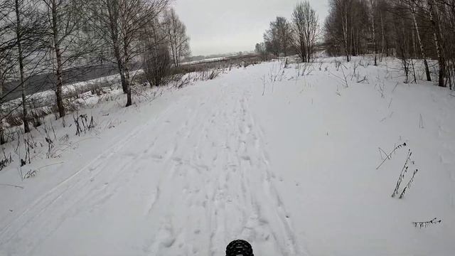 Прорываемся по заброшенной дороге из Рыбхоза на фэтбайке до озера Сенеж.Dj Polkovnik снова в деле)) смотреть онлайн