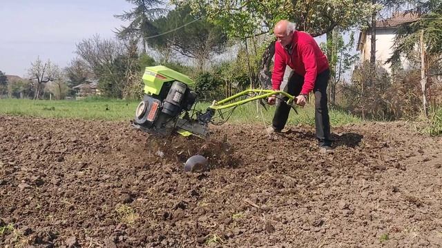 Lavorazione della terra 2020 смотреть онлайн