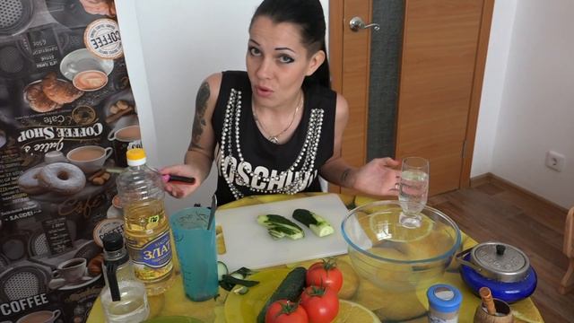 Лёгкий салатик с морепродуктами. смотреть онлайн