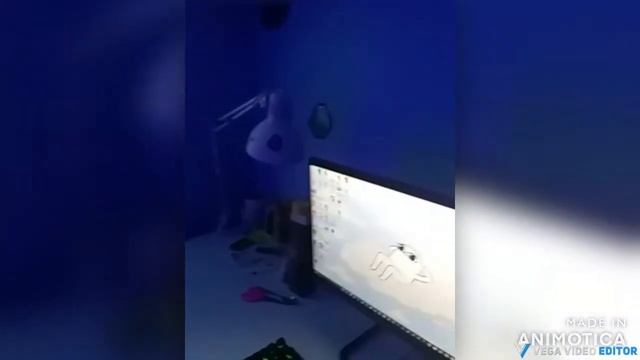 украшаю комнату в стиле майнкрафт? смотреть онлайн