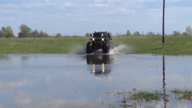 ЛЕЗЕТ НА СТЕНУ !!! (ХИЩНИК-29070) смотреть онлайн