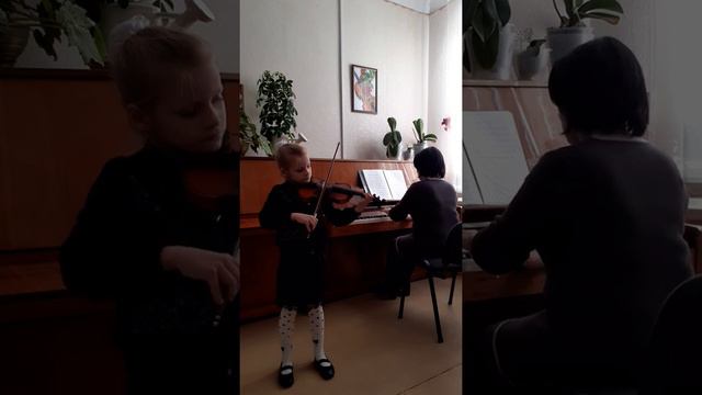 Столярчук Анна. 7 років. Концертмейстер Ольга Кім. І. Францескевич. Вокаліз. смотреть онлайн