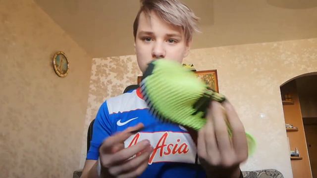 ADIDAS ORIGINALS DEERUPT RUNNER смотреть онлайн