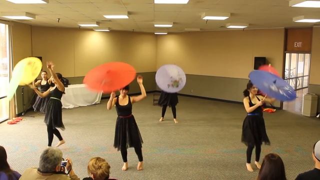 Asian Celebration 2014 Umbrella Dance смотреть онлайн