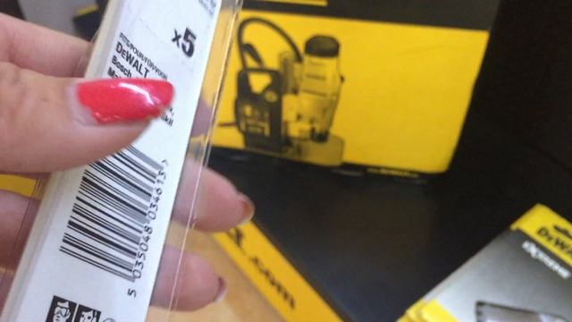 DeWALT DT 2384 - DeWALT Bi Metal blades - DeWALT bi metall Sägeblätter смотреть онлайн