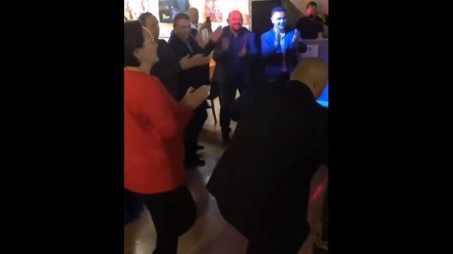 Восточные танцы мэра Якутска смотреть онлайн