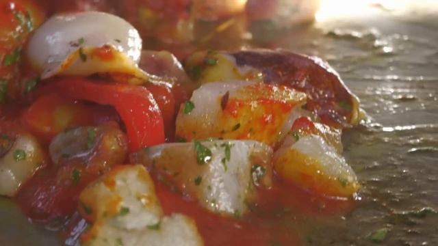 Spanish Guy Cooks Paella With Much Love At Market | Street Food In Berlin Germany