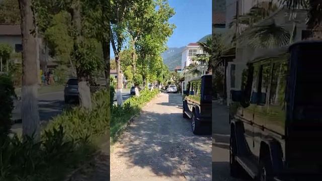 С Новой Гагры в Старую Гагру,дорога. смотреть онлайн