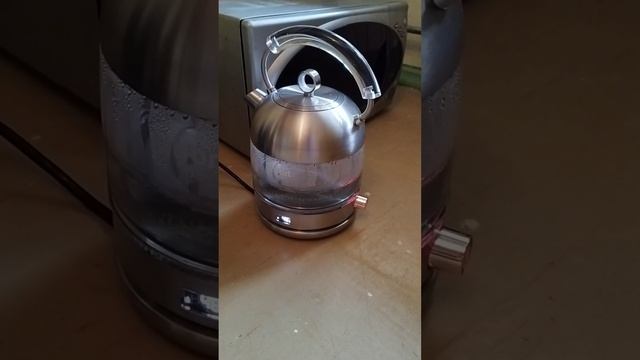 Очень красивый и безопасный чайник.Обзор электрического чайника Kitfort КТ-6172 смотреть онлайн