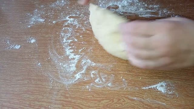 С песней веселее//рогалики с вареной сгущенкой смотреть онлайн