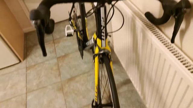 Giant TCR Advanced 3 2016 - Tiagra 4700 смотреть онлайн