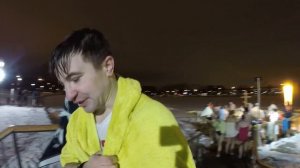 ВЛОГ Купание в проруби на крещение 2018 Москва