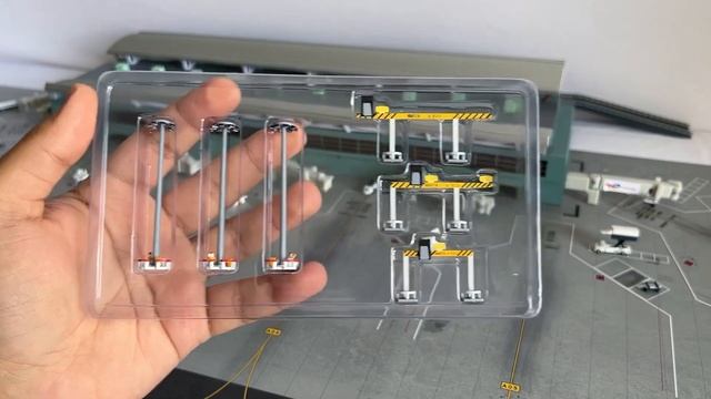 How To Make A REALISTIC Model Airport? 9 TIPS For Beginners / Air India Terminal