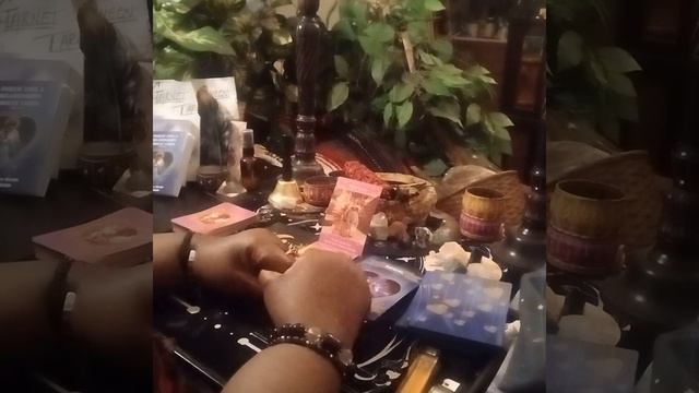 #Taurus Love Oracle Co-Dependency is real.Sometimes we have to let go of the old, to experience lov смотреть онлайн