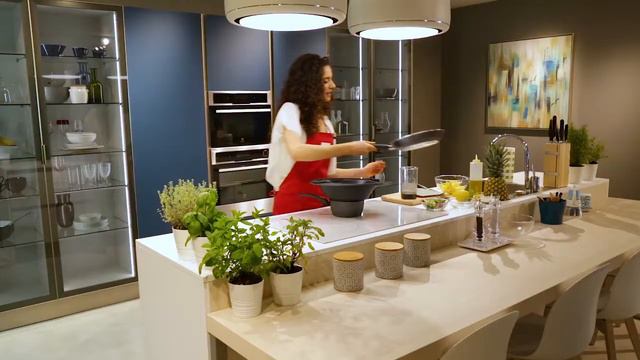 Febal Casa & Cristina Nicolini - Cook like a Masterchef: "Insalata di Seppie e Ananas" смотреть онлайн