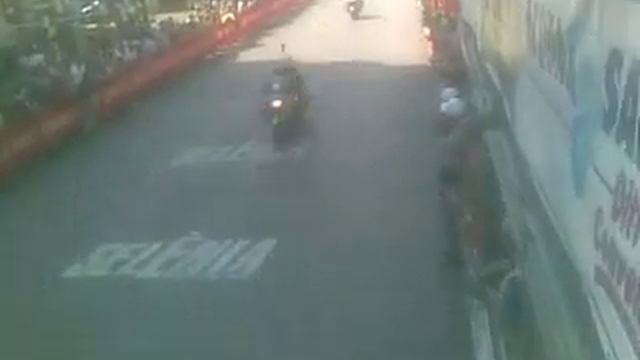 Pescara Trofeo Matteotti 2011 Arrivo - Vittoria di Oscar Gatto смотреть онлайн