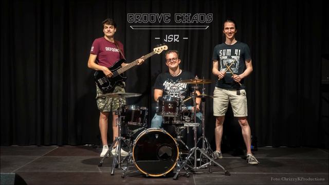 Dancing in the Sunrise - Groove Chaos смотреть онлайн