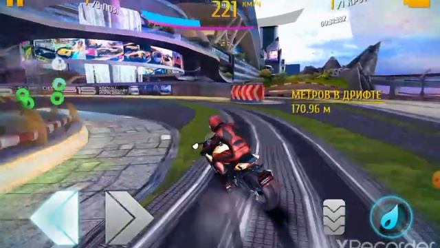Нуб едет на мотоцикле на Майстеркой Сезоне в Asphalt 8 на Suzuki GSX-R750 смотреть онлайн