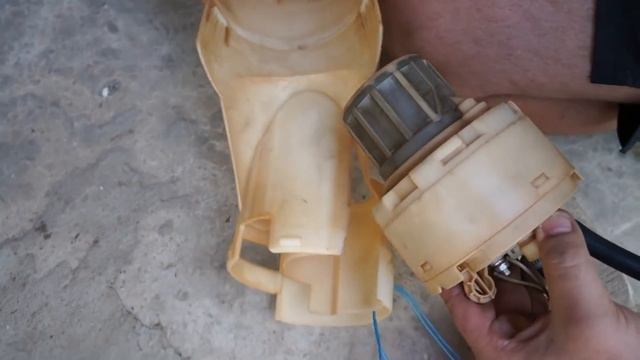 Ауди а8d2 ремонт пол бака,ремонт бензонасоса,отломи сосок немцу) смотреть онлайн