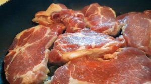 Это МЯСО ПРОСТО ТАЕТ во рту | Как Правильно Пожарить Свинину | Жарим мясо на сковороде